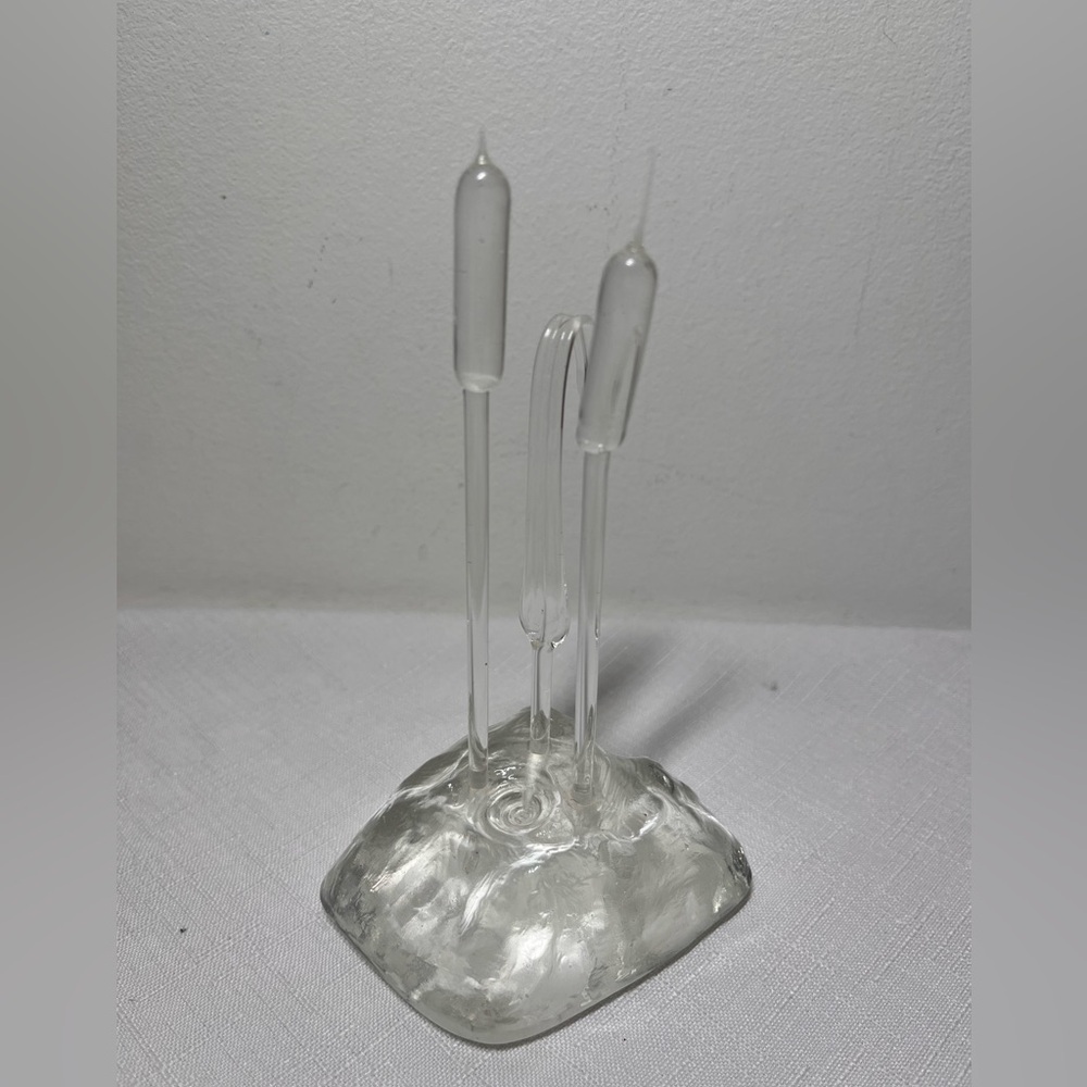 BERTING GLASS Clear Glass Cattails Bulrushes & 1 leave; Symbol of Hope